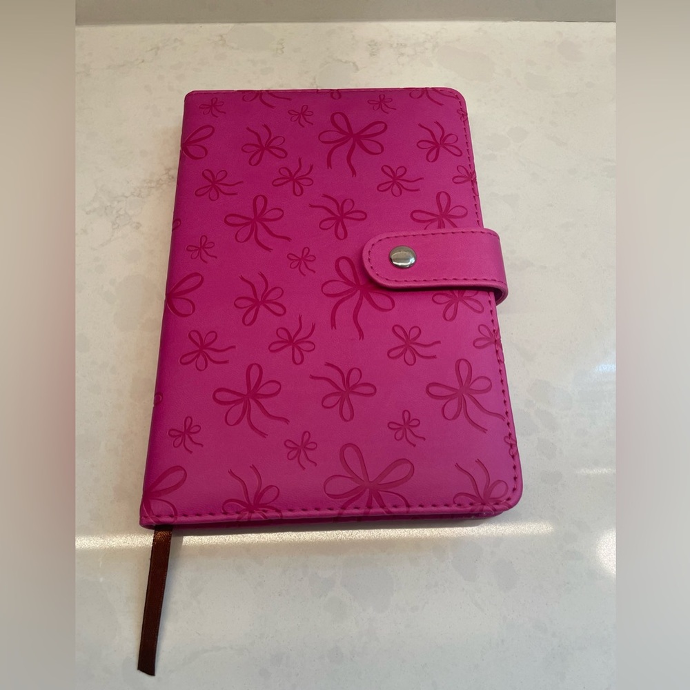 Pink Ribbon Design FAUX Leather Leatherette‎ Padded Cover Magnetic Clip Closure